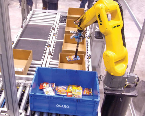 由OSARO机器学习系统驱动的机器人在挑选消费品。礼貌:A3 / OSARO